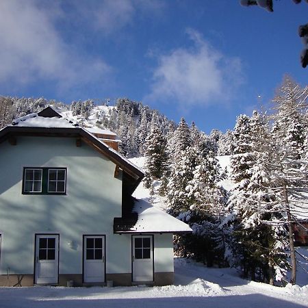 Ritas Alm Apartamento Turracher Hohe Exterior foto