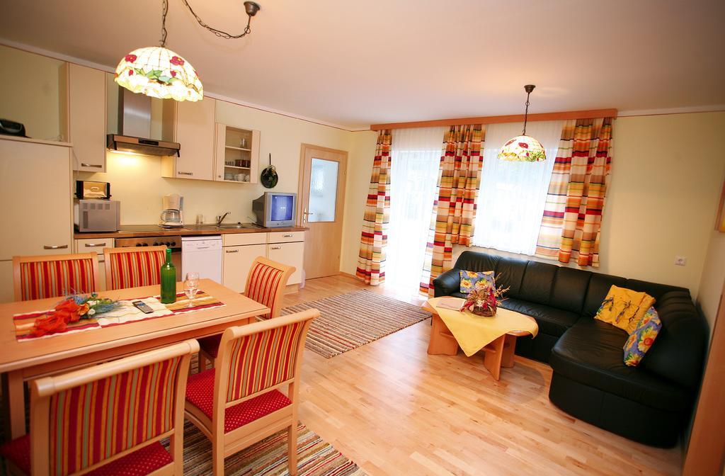Ritas Alm Apartamento Turracher Hohe Exterior foto